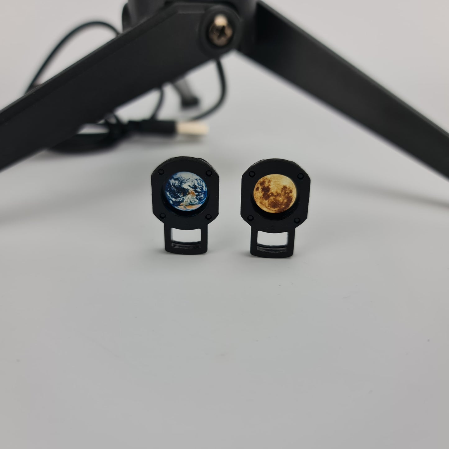 Mond-Erde-LED-Projektor 