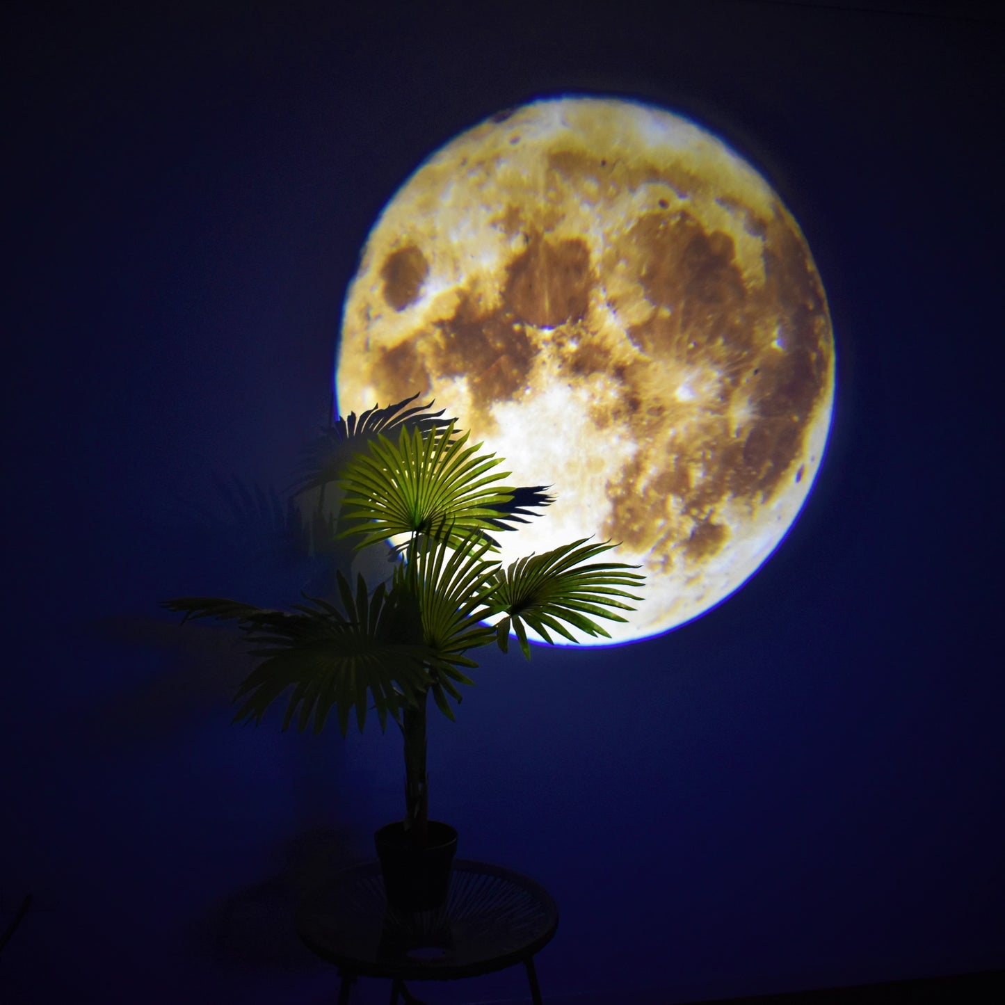 Mond-Erde-LED-Projektor 